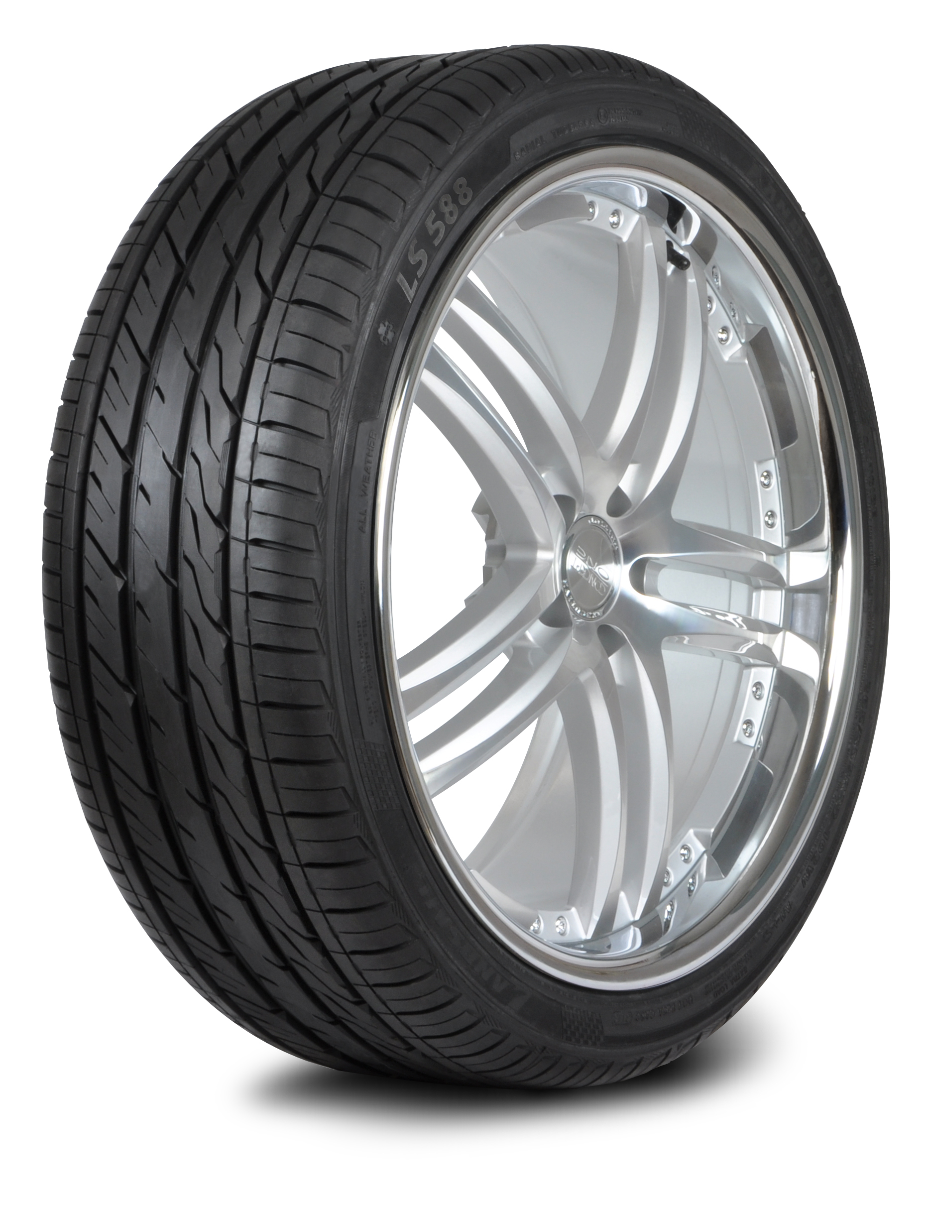 LS588 UHP 285/45 R19 107W
