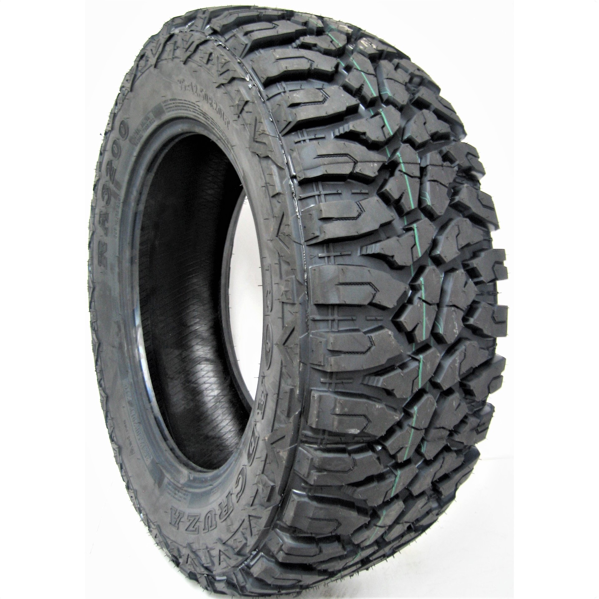 RA3200 285/70 R17 121Q