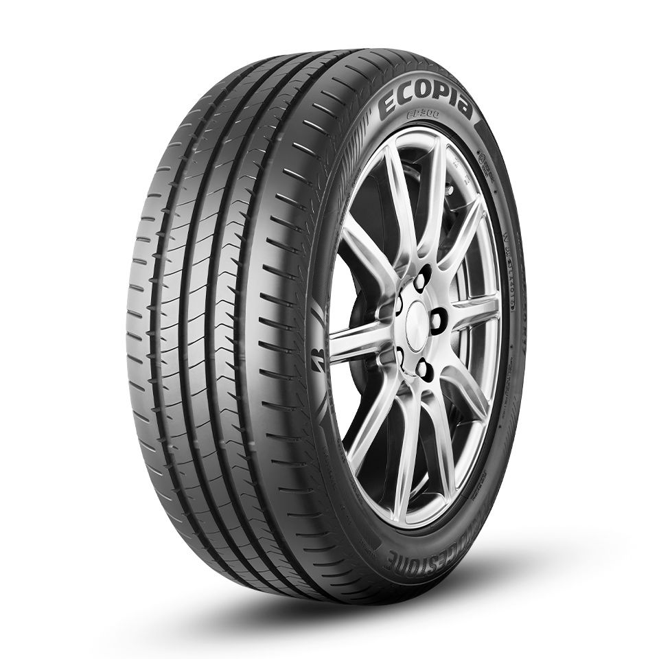 EP300 225/45 R17 91V