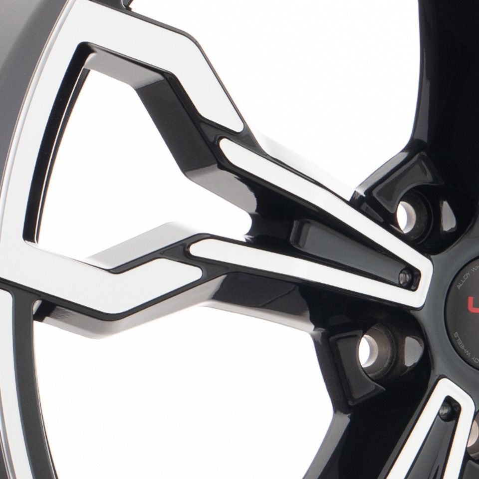 Concept-B563 R20 9.5J ET43.0 5x112 d66.6
