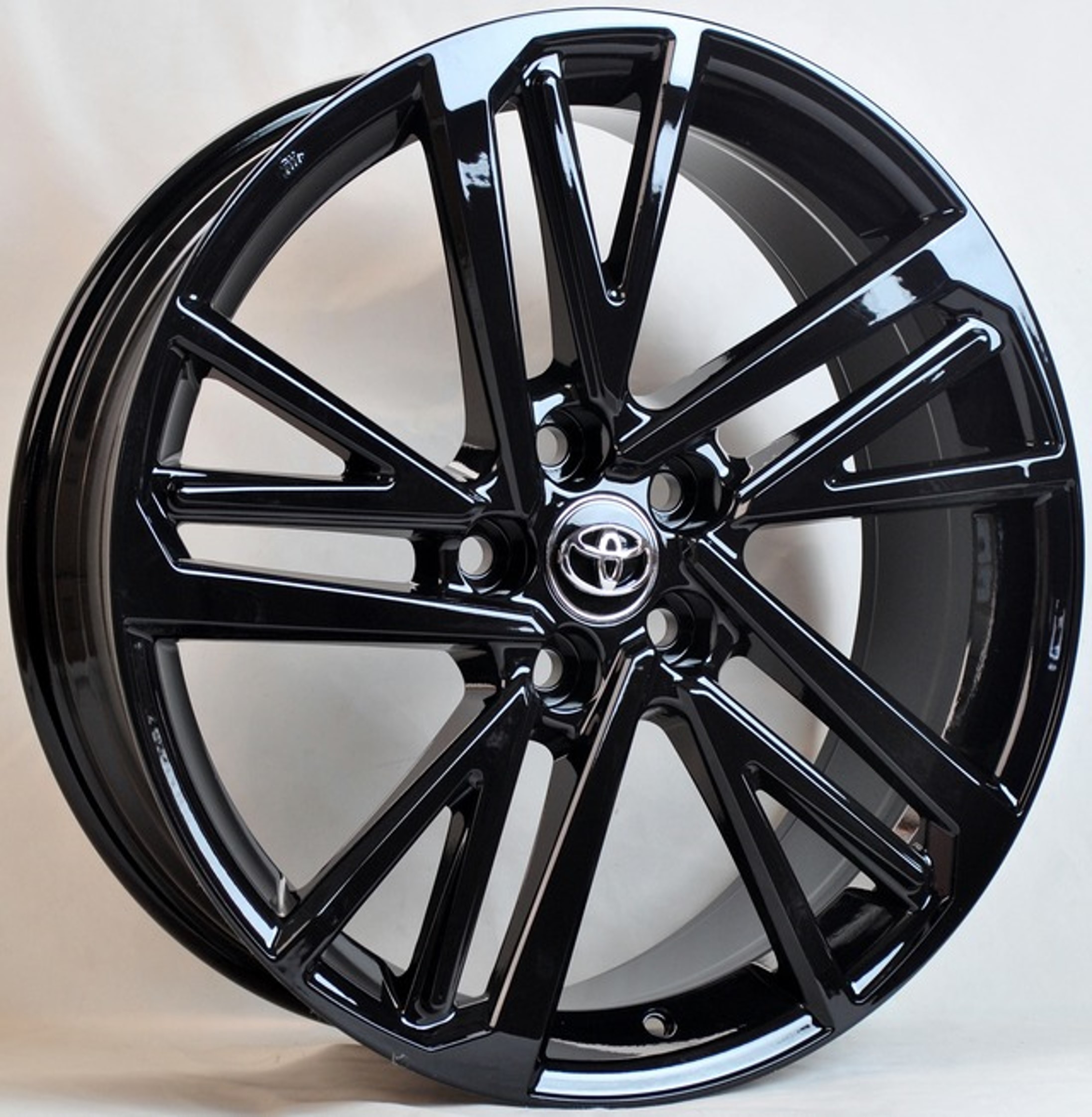 ANZ-5666 R18 8.0J ET35.0 5x114.3 d60